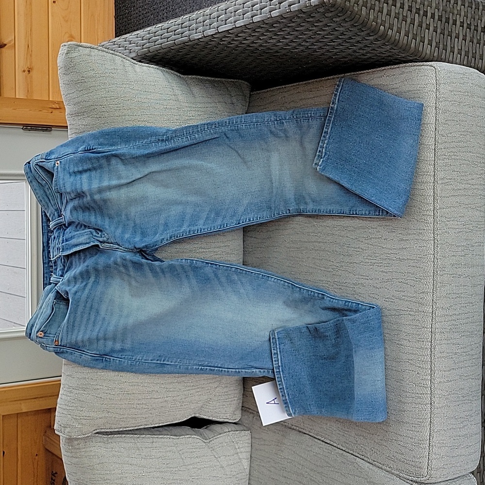 American Eagle Men's Airflex+ Lightwash Slim Jeans, Sz 32x36